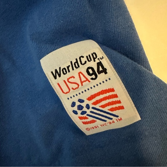 Vtg 1994 World Cup t shirt - Picture 4 of 10